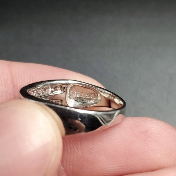 Size 9.75 Sterling Silver White Topaz Channel Gemstone Band Ring - Picture 5 of 8